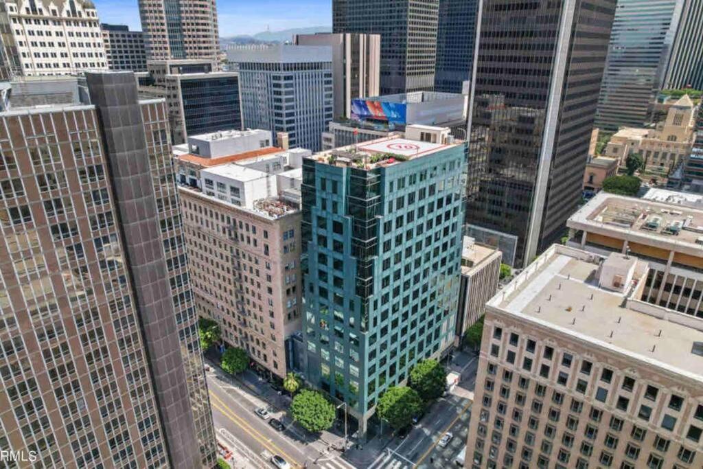 Apartment Upscale In Downtown La Los Angeles